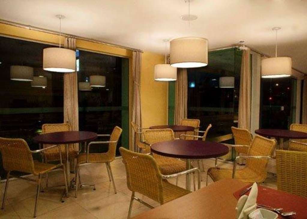 Comfort Hotel Campos dos Goytacazes Restaurante foto